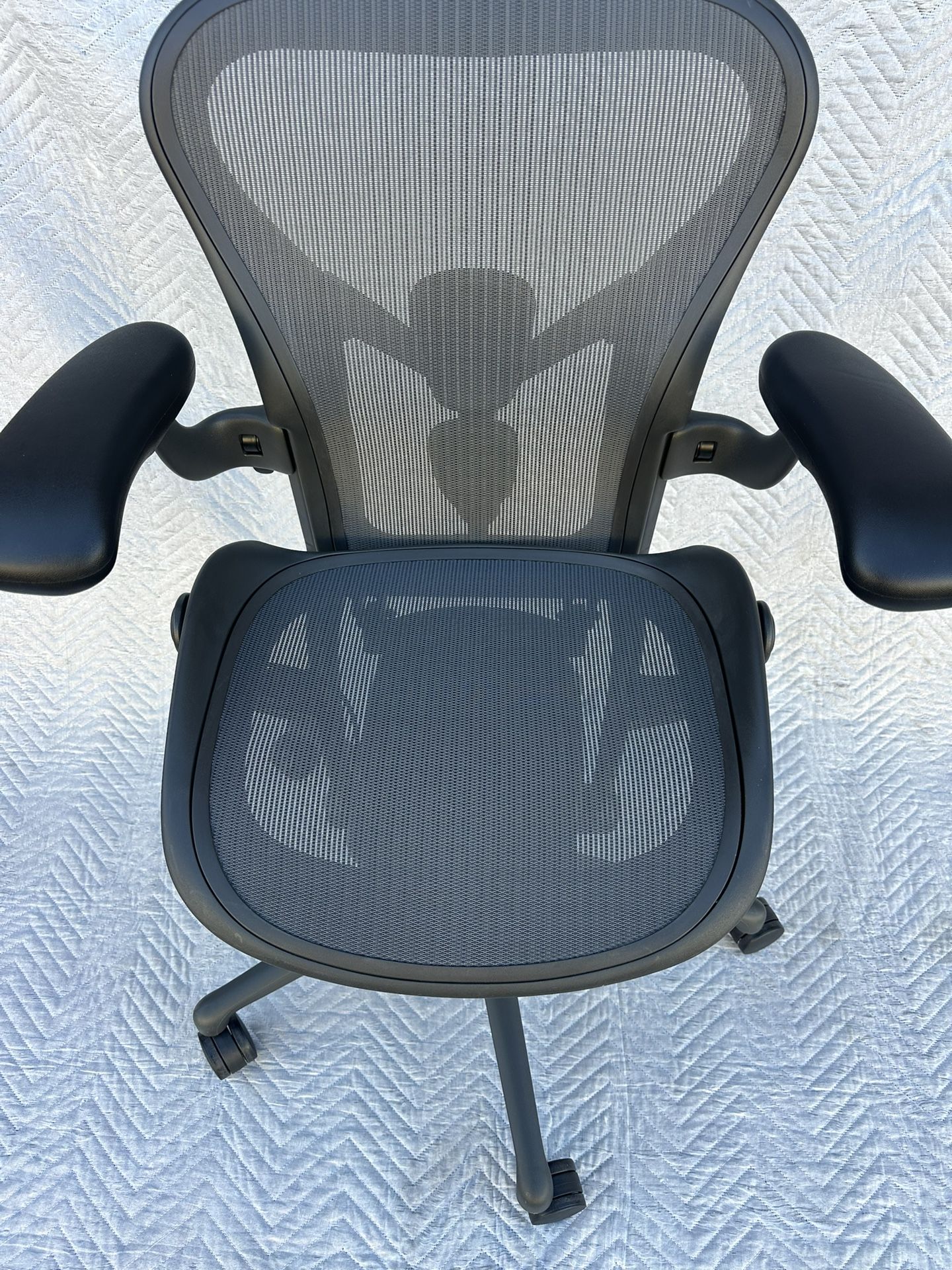 Herman Miller Remastered Size A 