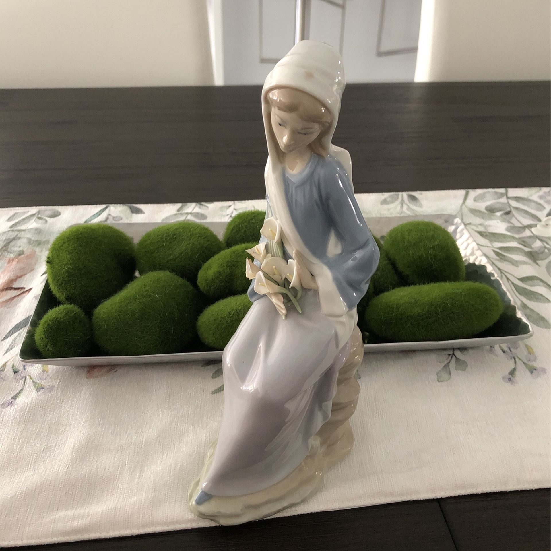 Lladro Figurine #4972