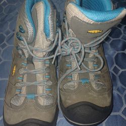 Keen Shoes 10.5