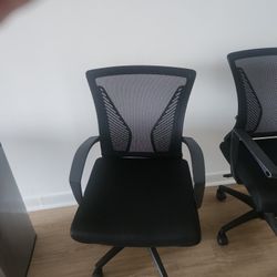Office Chair 1 For 10.00