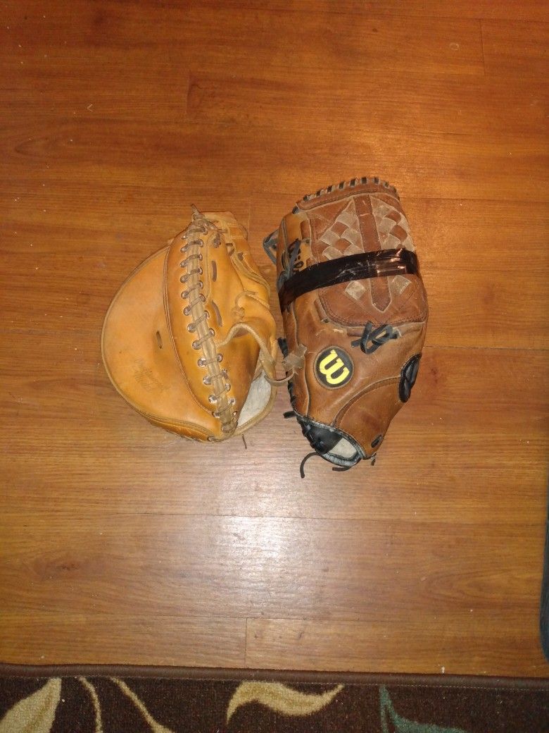 WILSON ADULT  FLEX BACK GLOVE & KIDS CATCHER'S MITT