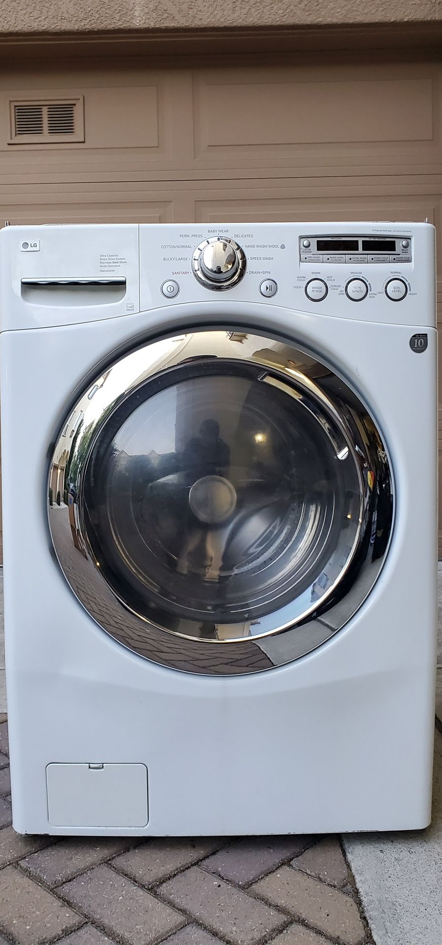 LG Washer & Dryer Set/WASHER: WM2455HW/DRYER: DLE5955W