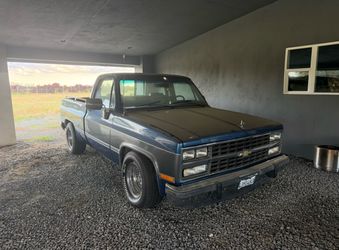 Chevy C1500 Short Bed