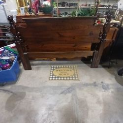 Full Size Head And Foot Board With Rails