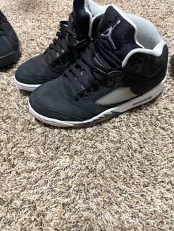 Air Jordan 5 Retro Black Grey Sneakers