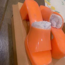 Stevemadden Chunky Heel Sandal