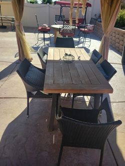 Outdoor Dining Table with 6 chairs