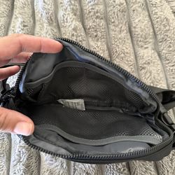 Crossbody bag/ fannypack