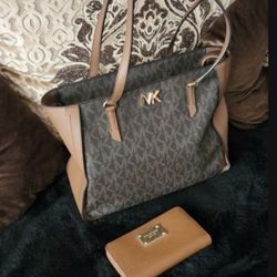 Elegant Michael Kors Brown Tote Bag & wallet set