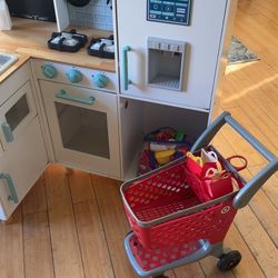 Wooden Kitchen play
