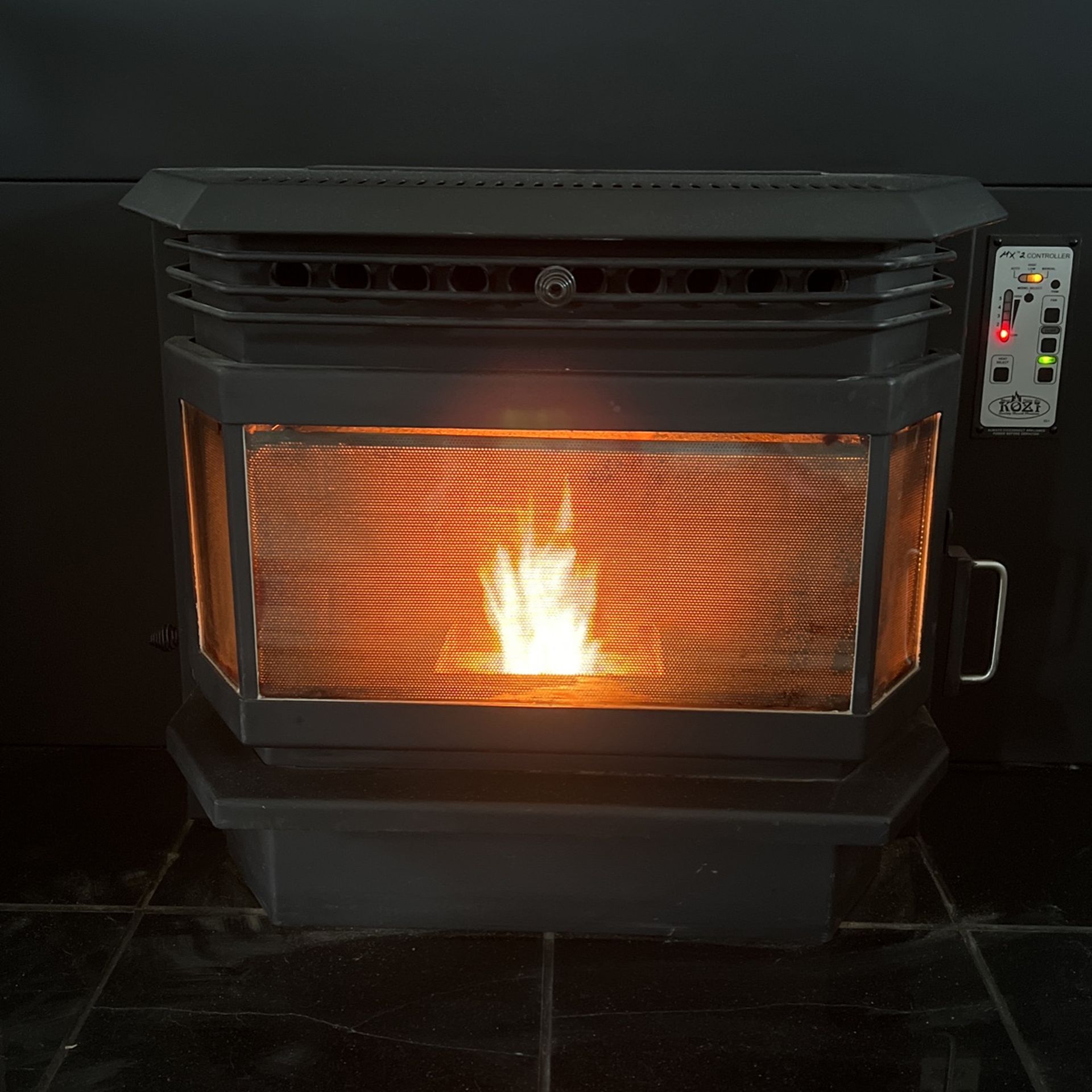 Kozi Baywin Pellet Stove Insert for Sale in Meriden, CT - OfferUp