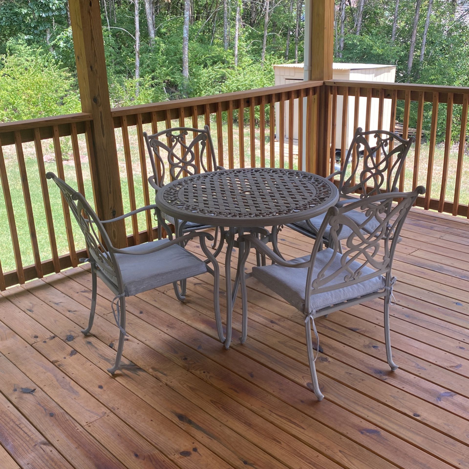 Outdoor Table (4 seat)