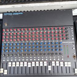 Mackie CR-1604 Audio Mixer