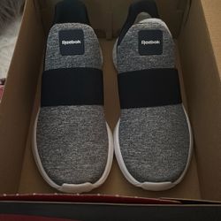 Navy Reebok Shoes 