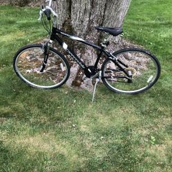 28” Cannondale Hybrid Bike