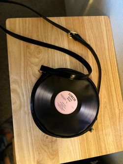 Vinyl Record Handbag Crossbody Round Bag Vegan Leather Purse Small, 7" Single 45 RPM