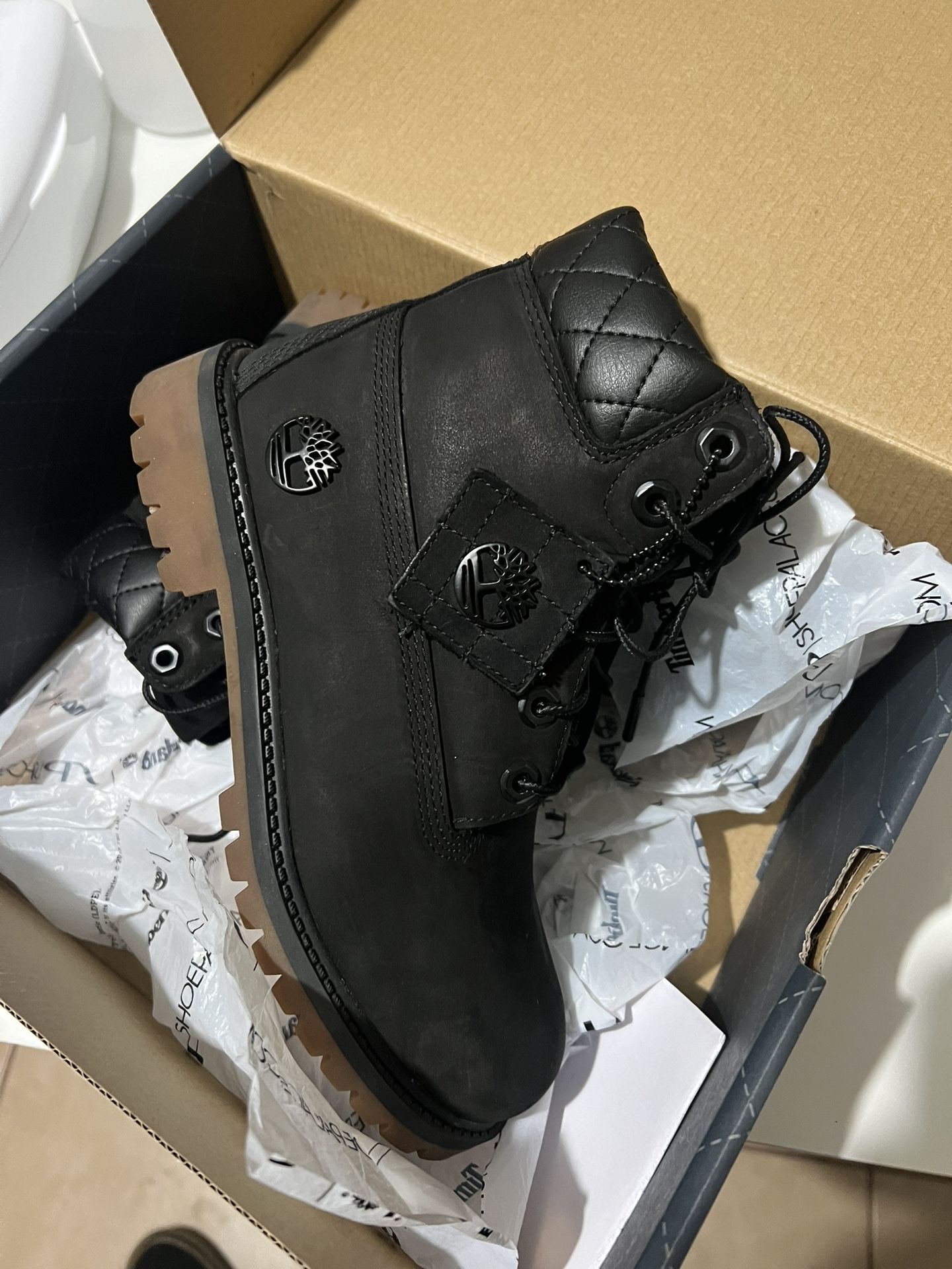 Black Timberlands Size 4y