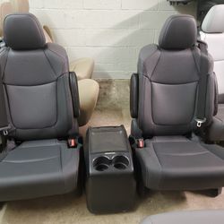 BRAND NEW BLACK LEATHER BUCKET SEATS WITH SEATBELTS AND CONSOLE 