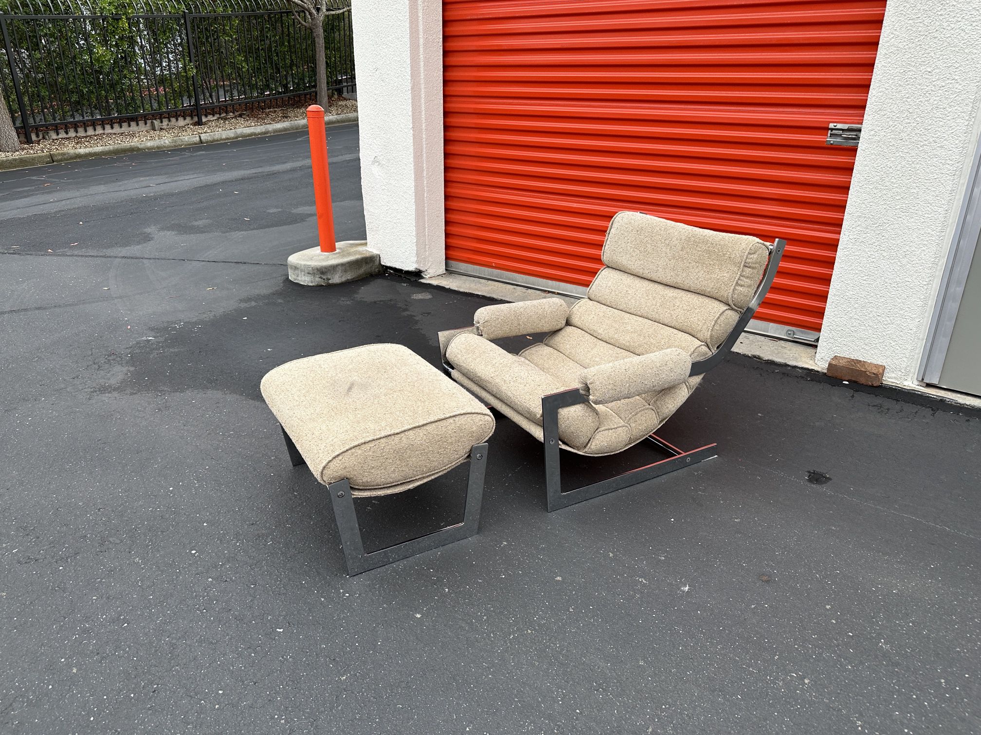 FREE DELIVERY - Vintage Milo Baughman Mid-Century MCM Channeled Scoop Lounge Chair & Ottoman