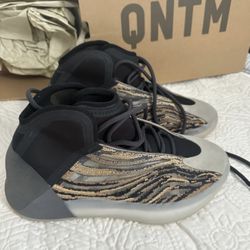 adidas Yeezy QNTM Size 8.5 Mens 
