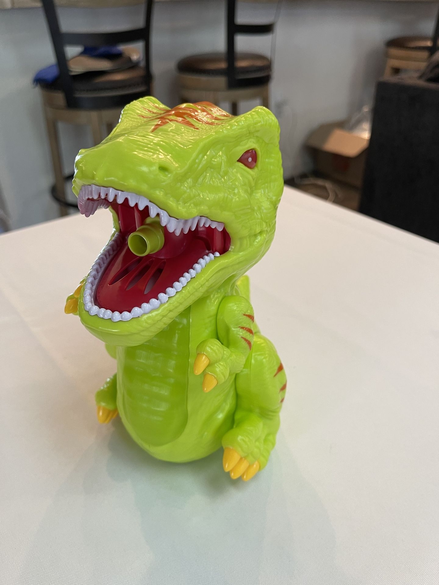 DINOSAUR BUBBLES MACHINE