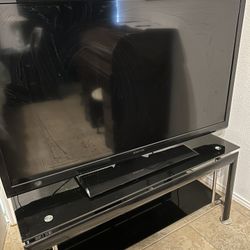 Because If The Storm TV Won’t Come Back On So I’m Selling It As Is  It Is Big Screen 46’26 100.00 Or Best Offer