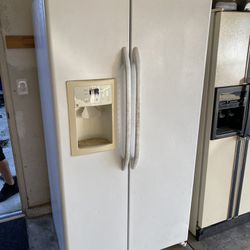 Refrigerator GE 