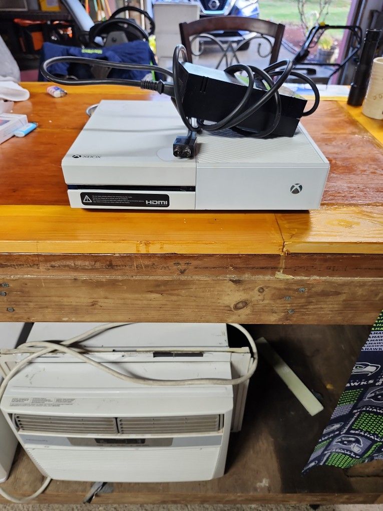 Xbox_one And Power Cord