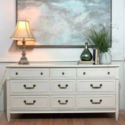 Off White Mid Century Triple Dresser Credenza Buffet Entryway Table 