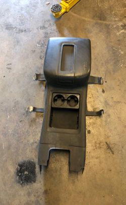 Chevy Silverado Center consul