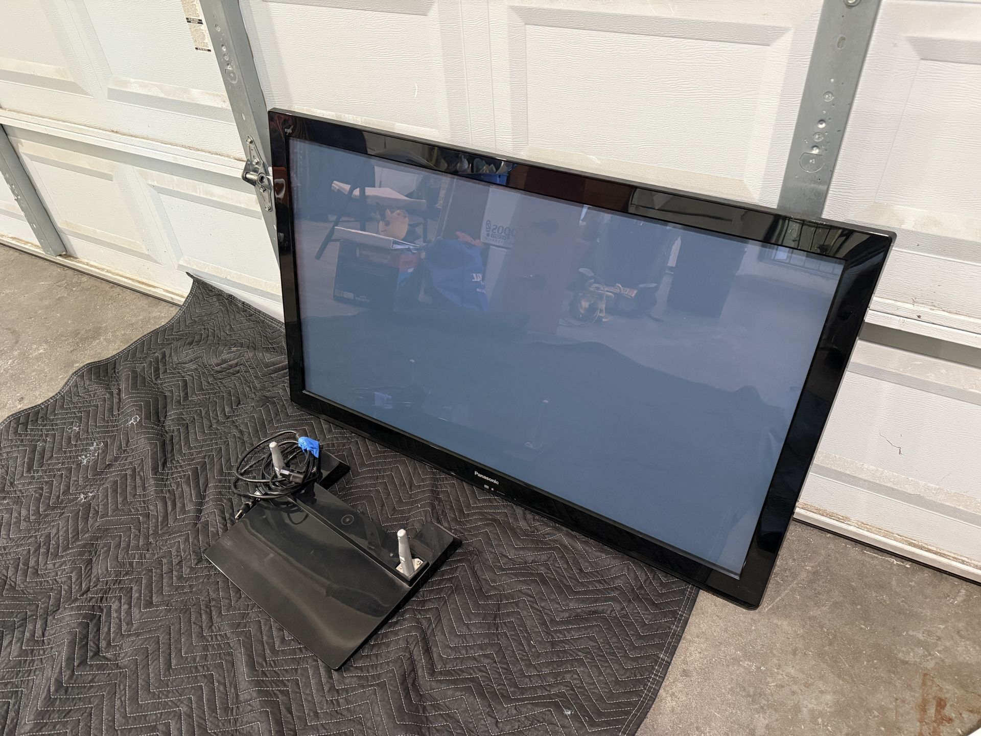 50” Panasonic Vista TV with Base Stand