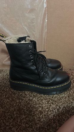 Women doc martens