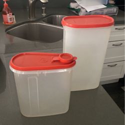 TUPPERWARE BEVERAGE AND TALL  CONTAINER