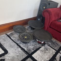 Car 12’ 18’ Speakers & Bass Box Kicker Audio Bahn