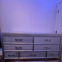 7 drawer grey dresser 