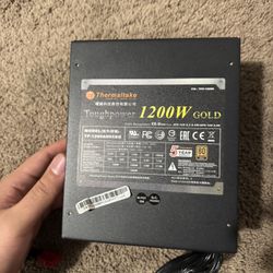1200 Watt Thermaltake Power Supply
