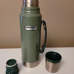 Stanley Classic 1.1 qt. Vacuum Bottle