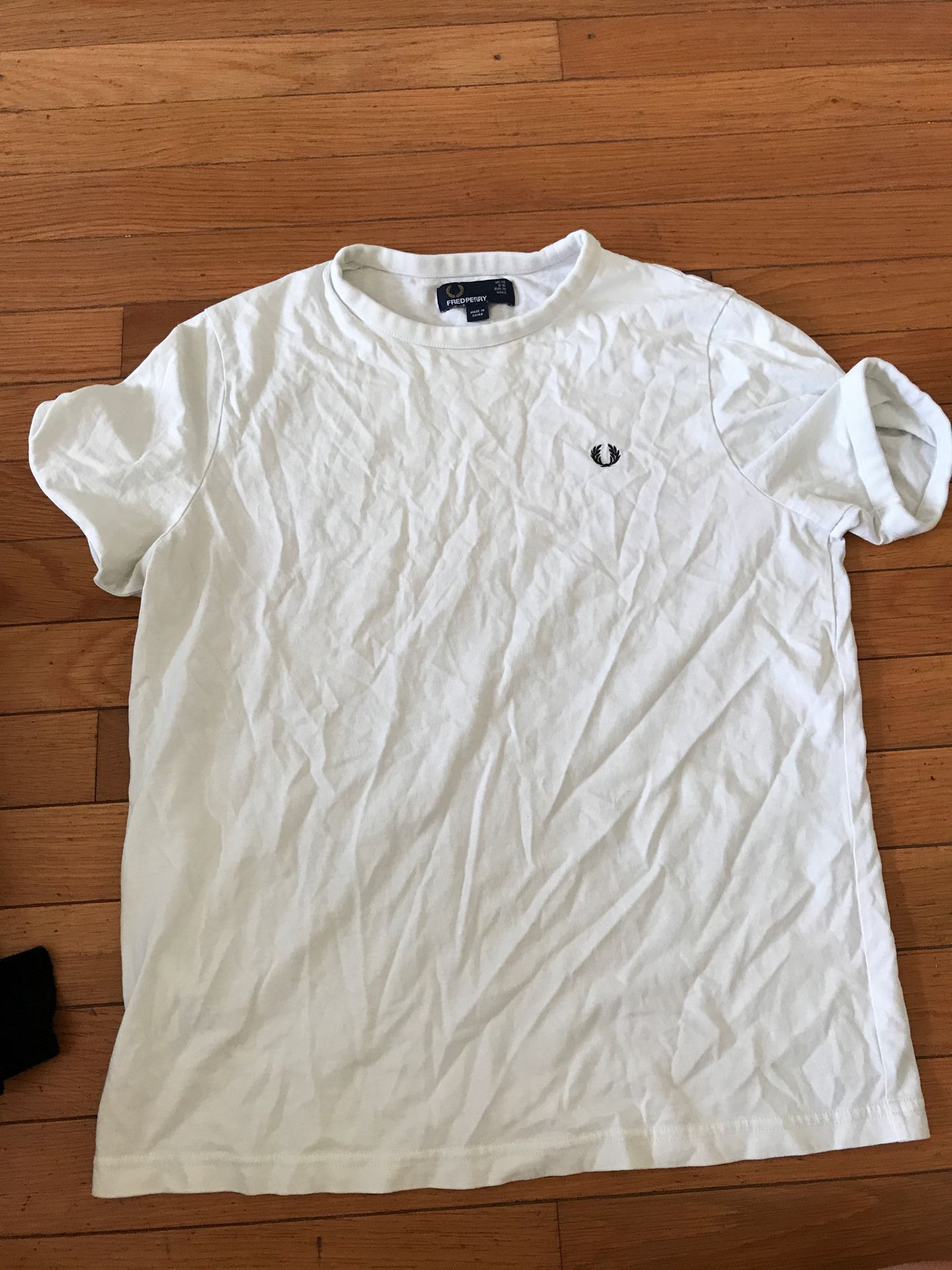 Fred Perry women’s tee - US 6
