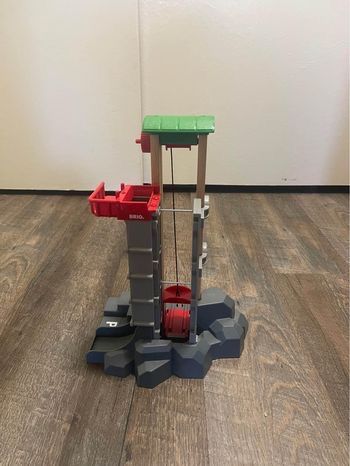 Brio Wooden Elevator 