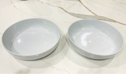 Set of 2 White Ceramic Bowls