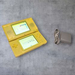 DS Lite Pikachu Edition Console