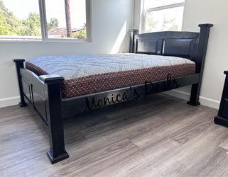 Full Solid Wood Bed With Mattress $420