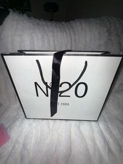 N°20 Est. 2006 Shopping Gift Bag