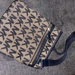 NWT Michael Kors Crossbody 