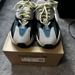 Yeezy Wave Runner 