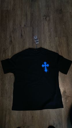 Blue chrome heart tee shirt size large in men’s