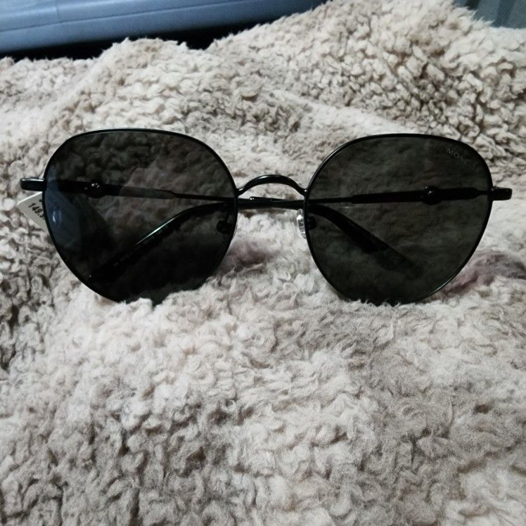 MONCLER sunglasses 100% authentic