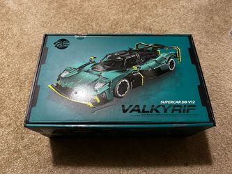 Eikee 1/8 Y18006 Aston Martin Valkyrie AMR Pro – RC LEGO Set (Brand New)