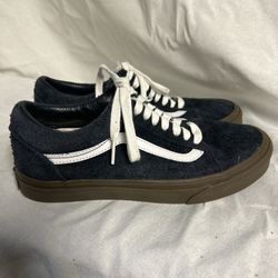Vans Old Skool Dark Navy Fuzzy Suede NWOT Women 8.5 Men’s 7
