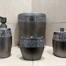 Gray Bathroom Set